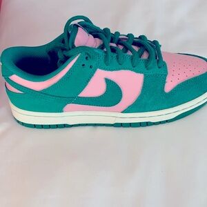 Pink and Green Nike Dunk